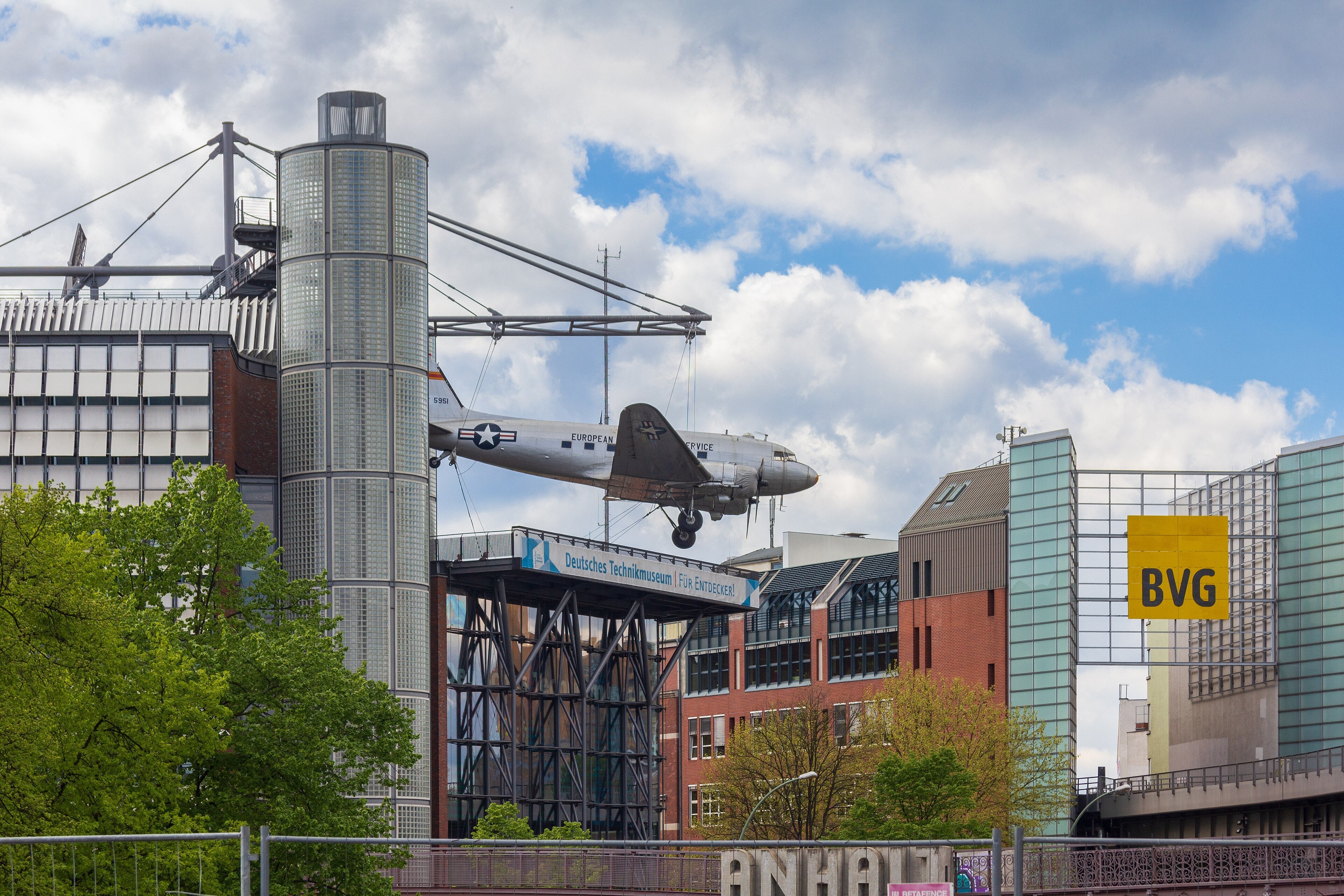 Deutsches Technikmuseum with the 'Rosinenbomber'