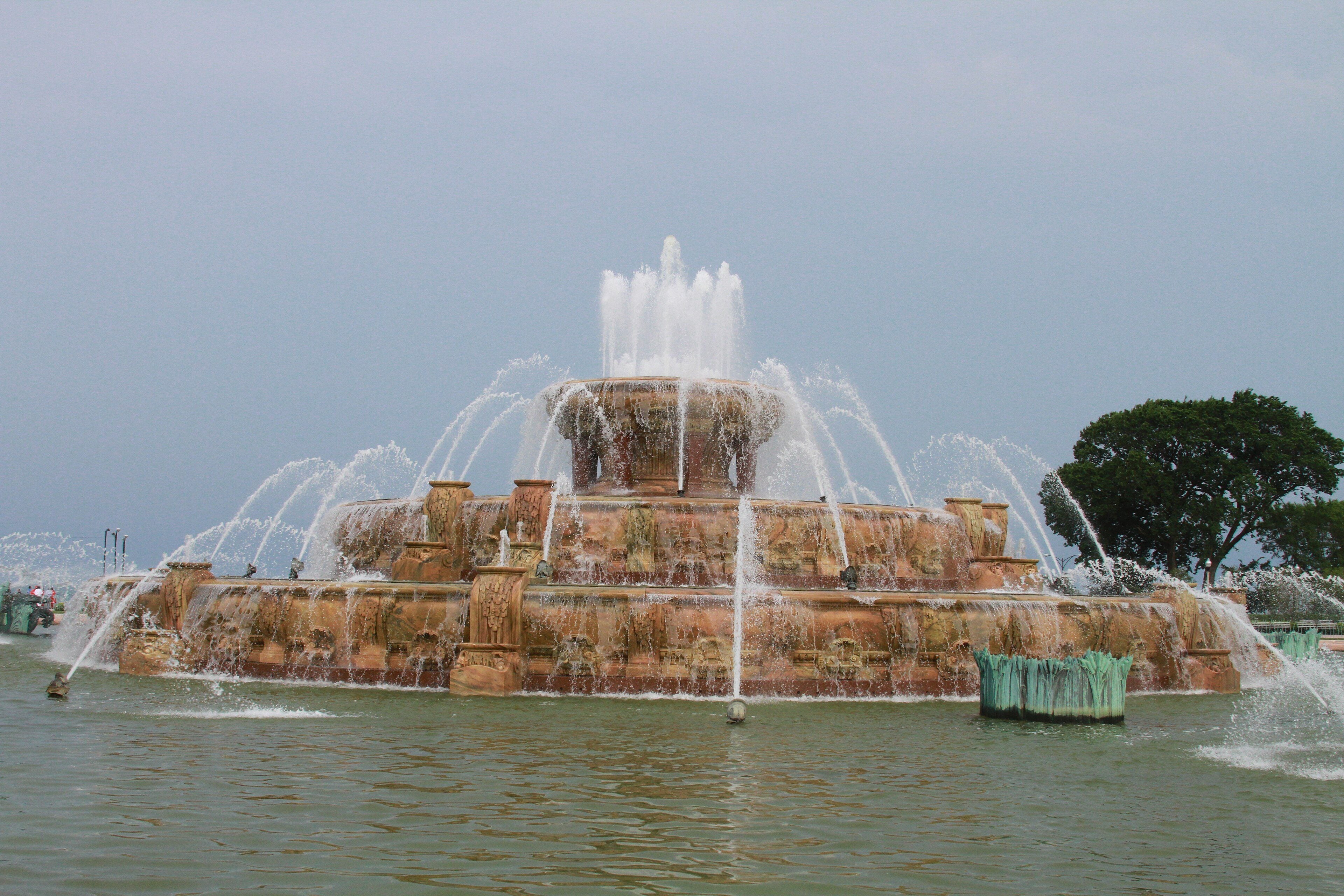 Buckingham Fountain in Grant Park