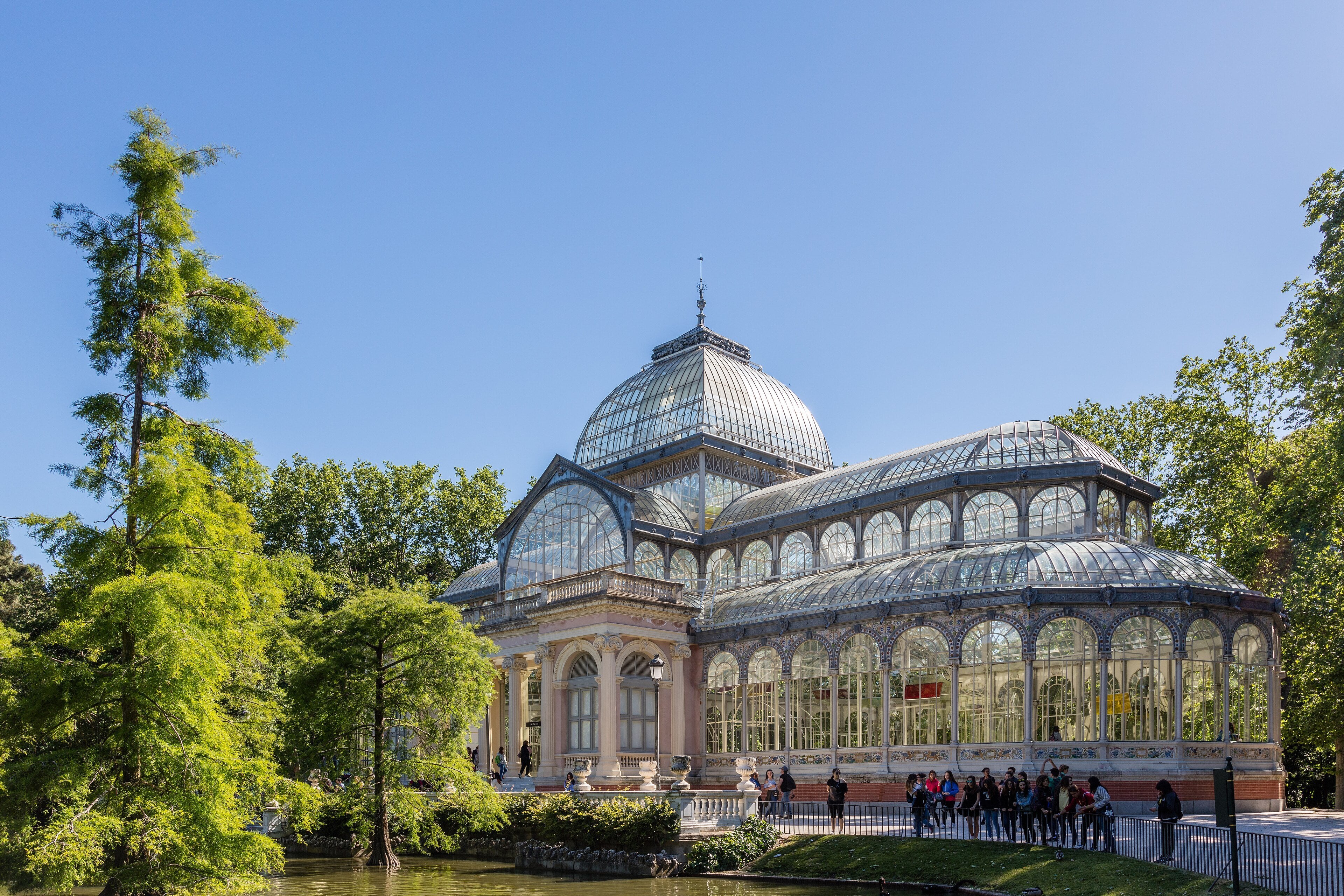 The Palacio de Cristal in El Retiro park