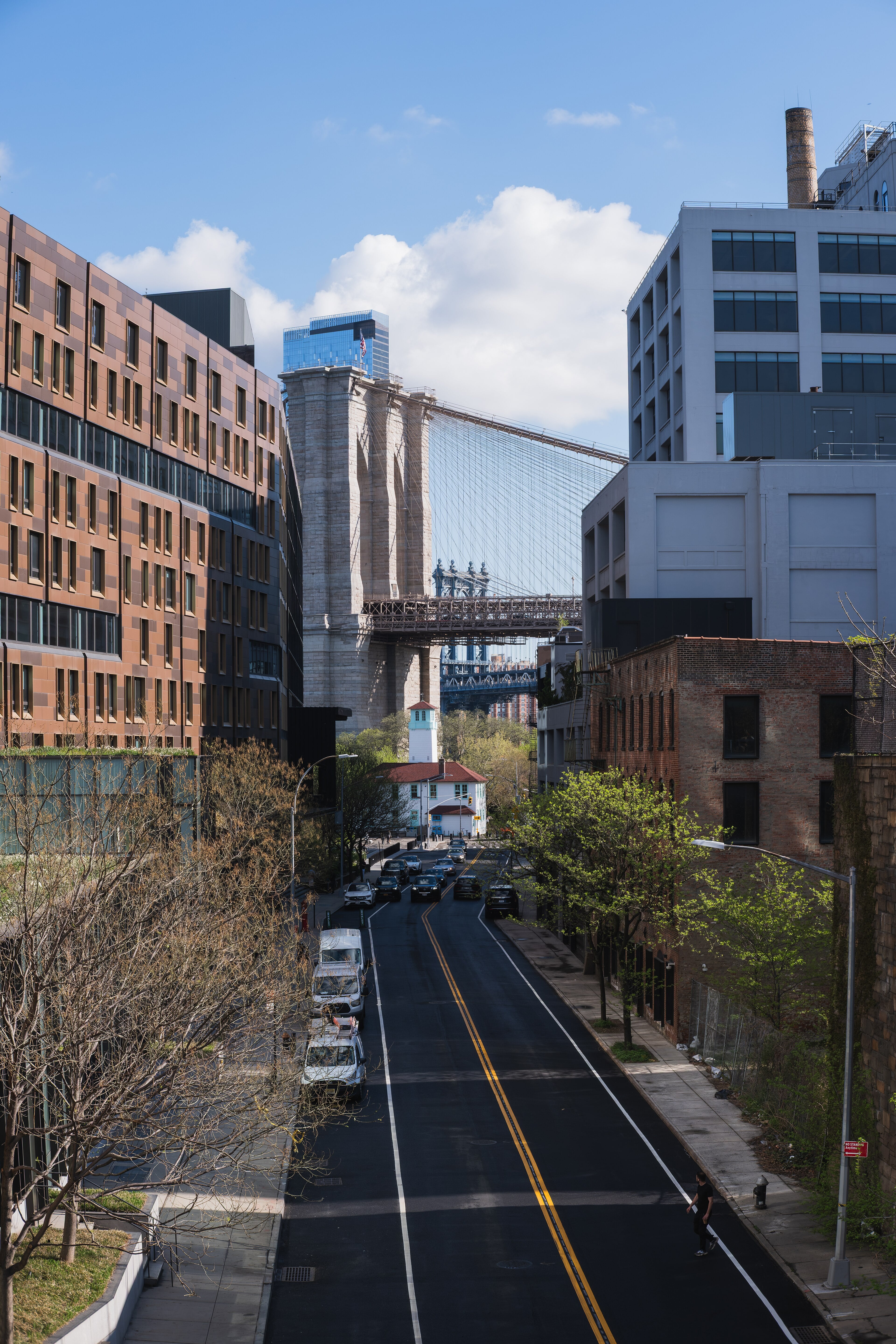 Brooklyn Bridge view from Furman Street in DUMBO