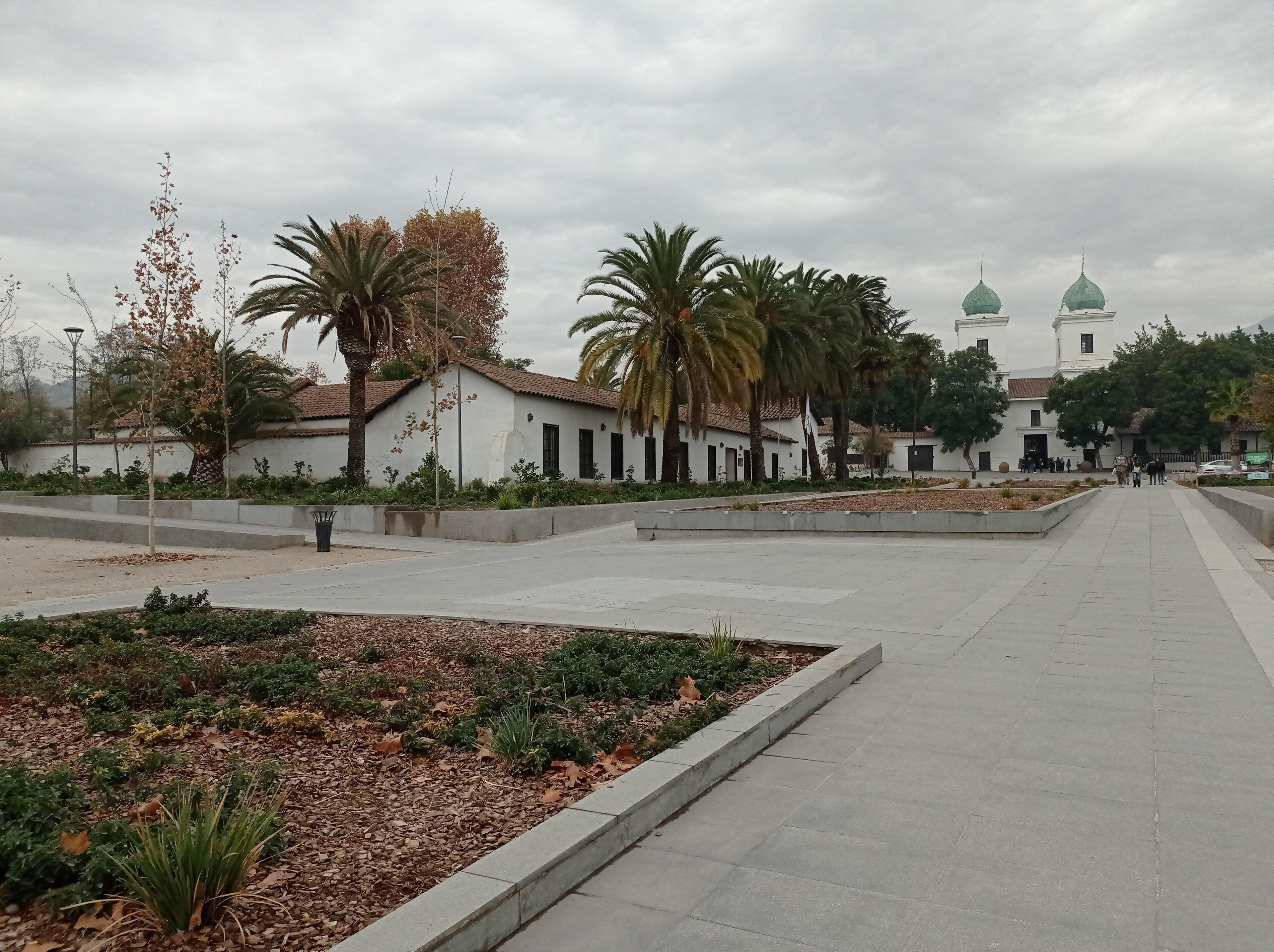Pueblito Los Dominicos craft village
