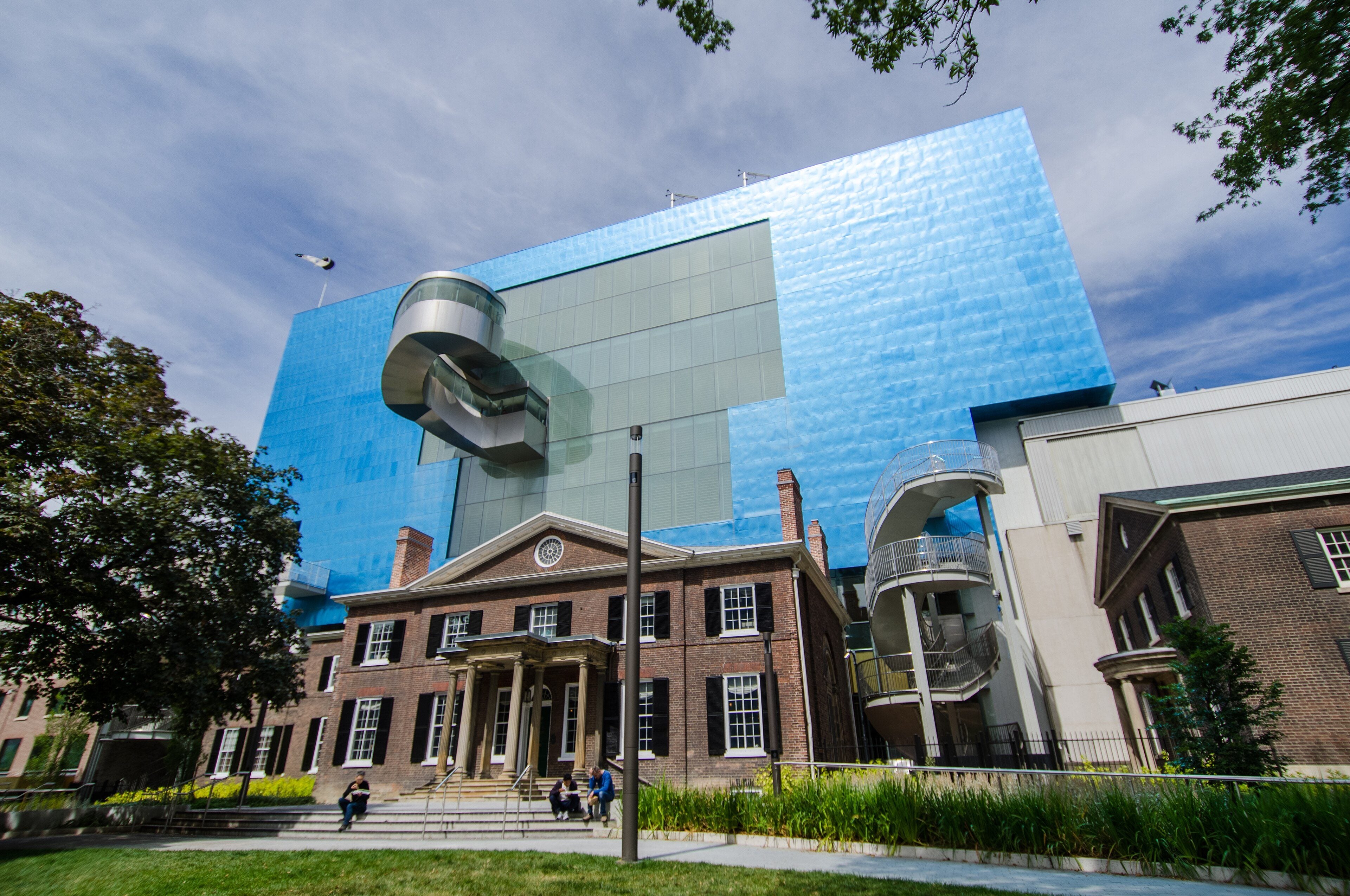 Art Gallery of Ontario on Dundas Street
