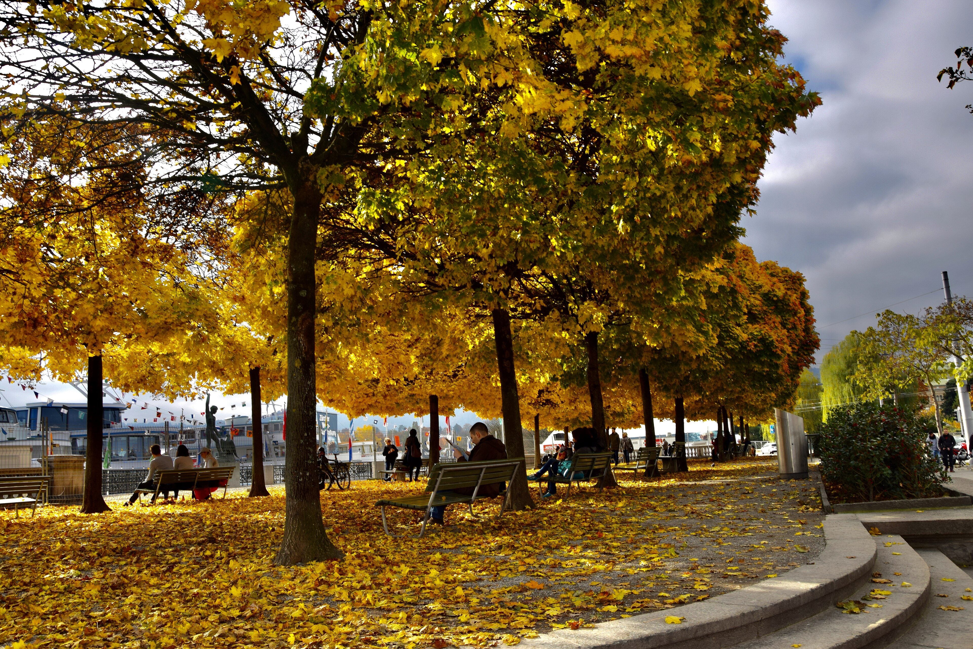 Bürkliplatz in autumn by Lake Zurich