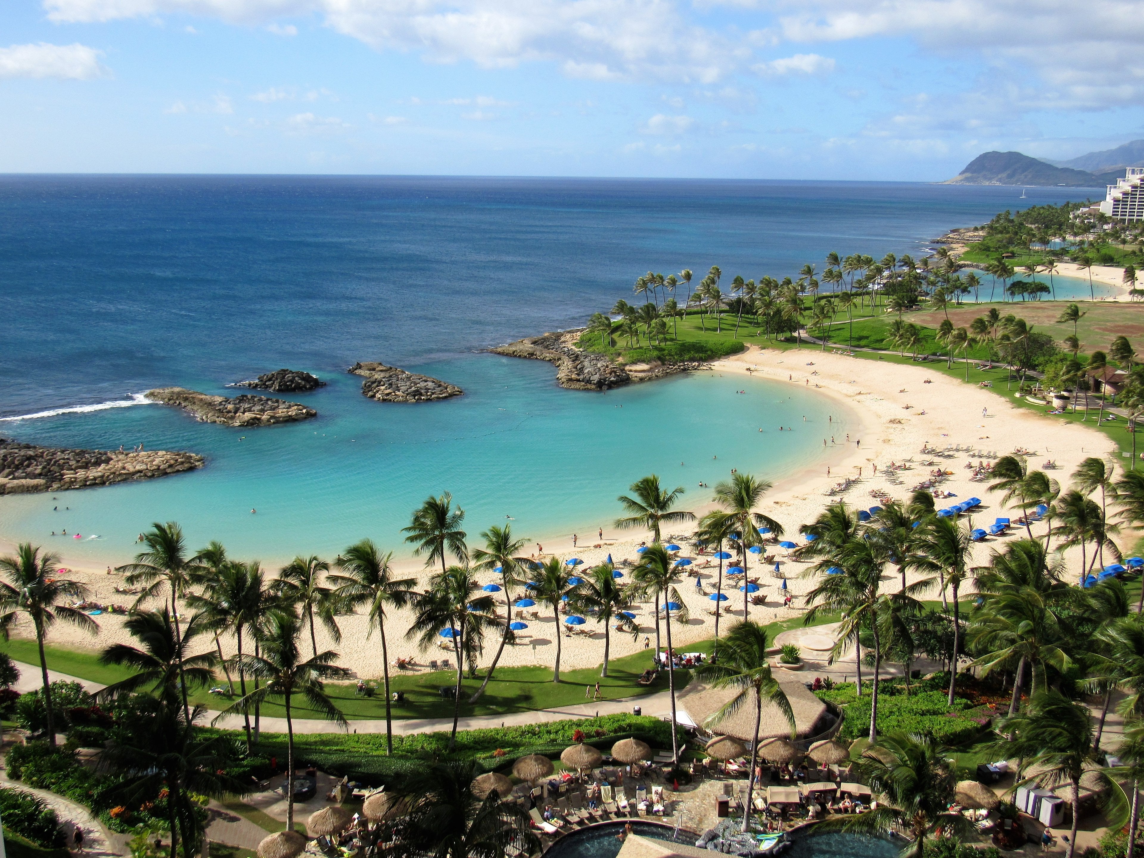 A crescent lagoon at Ko Olina