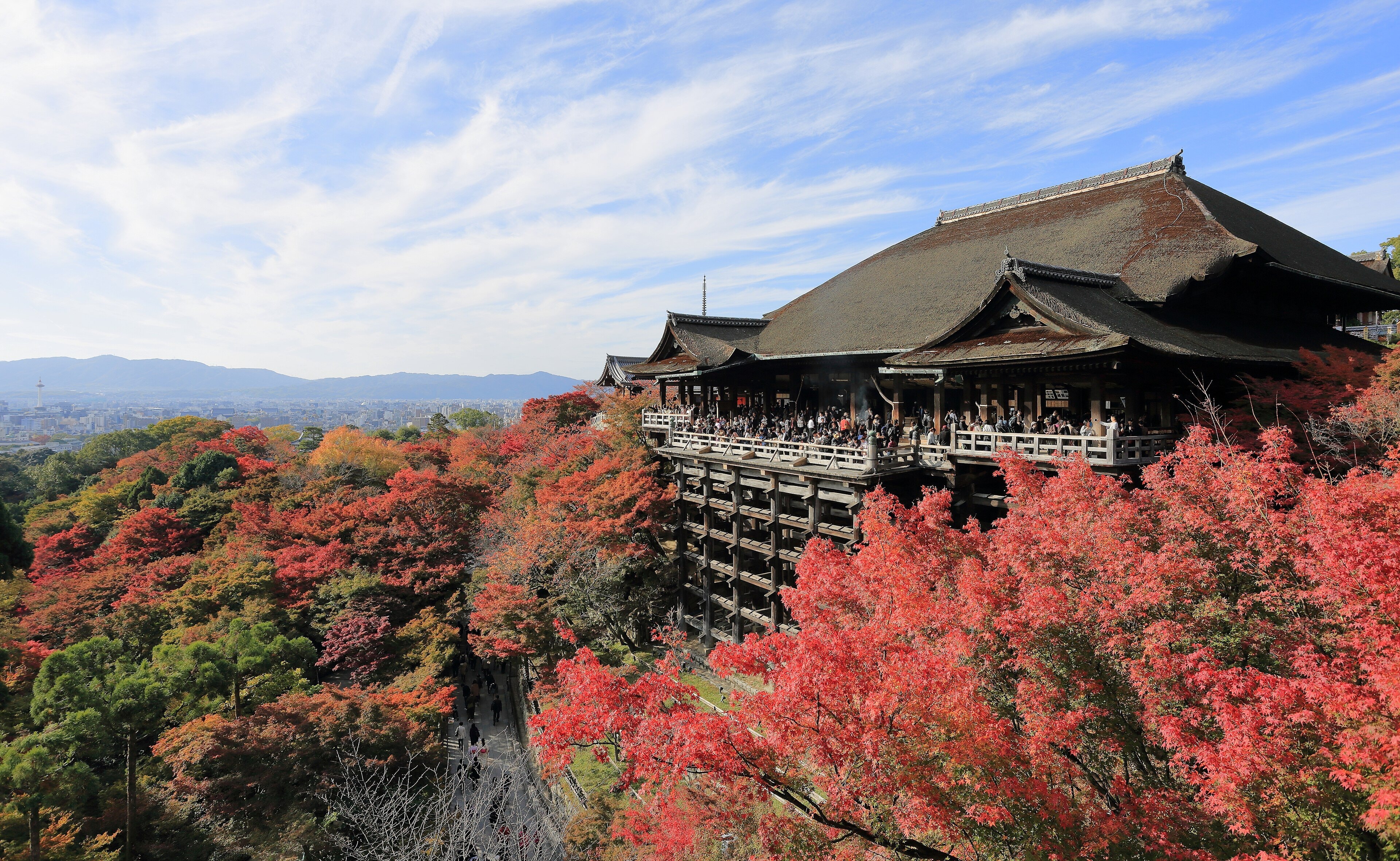 Kiyomizu-dera above Kyoto in autumn