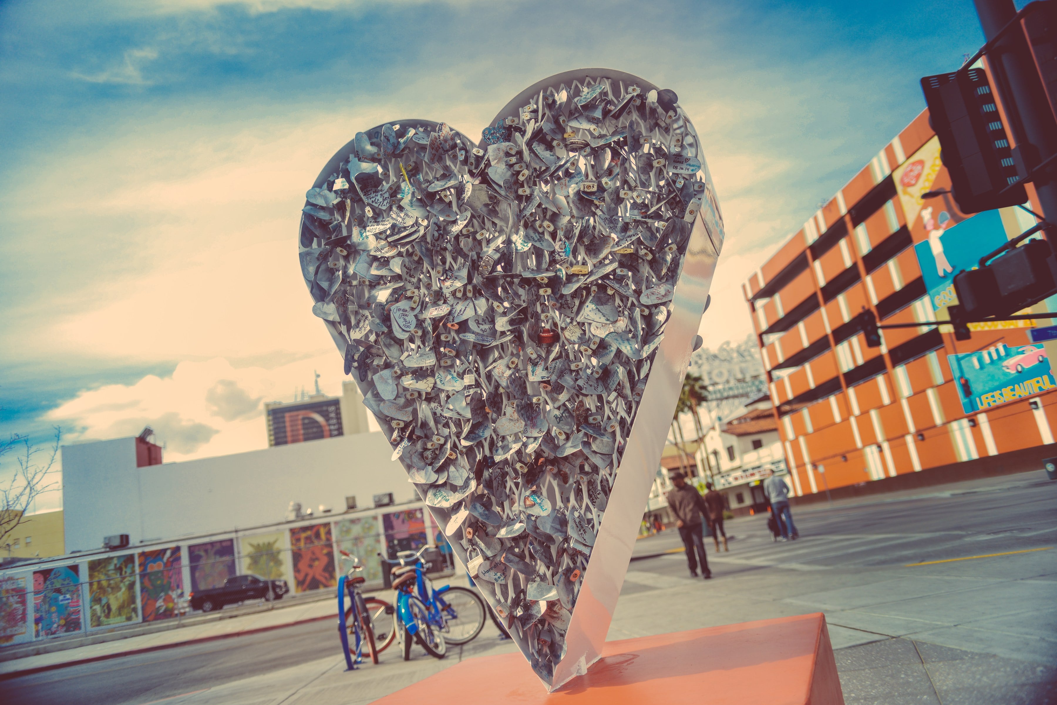 The giant metal heart sculpture at Downtown Container Park on East Fremont