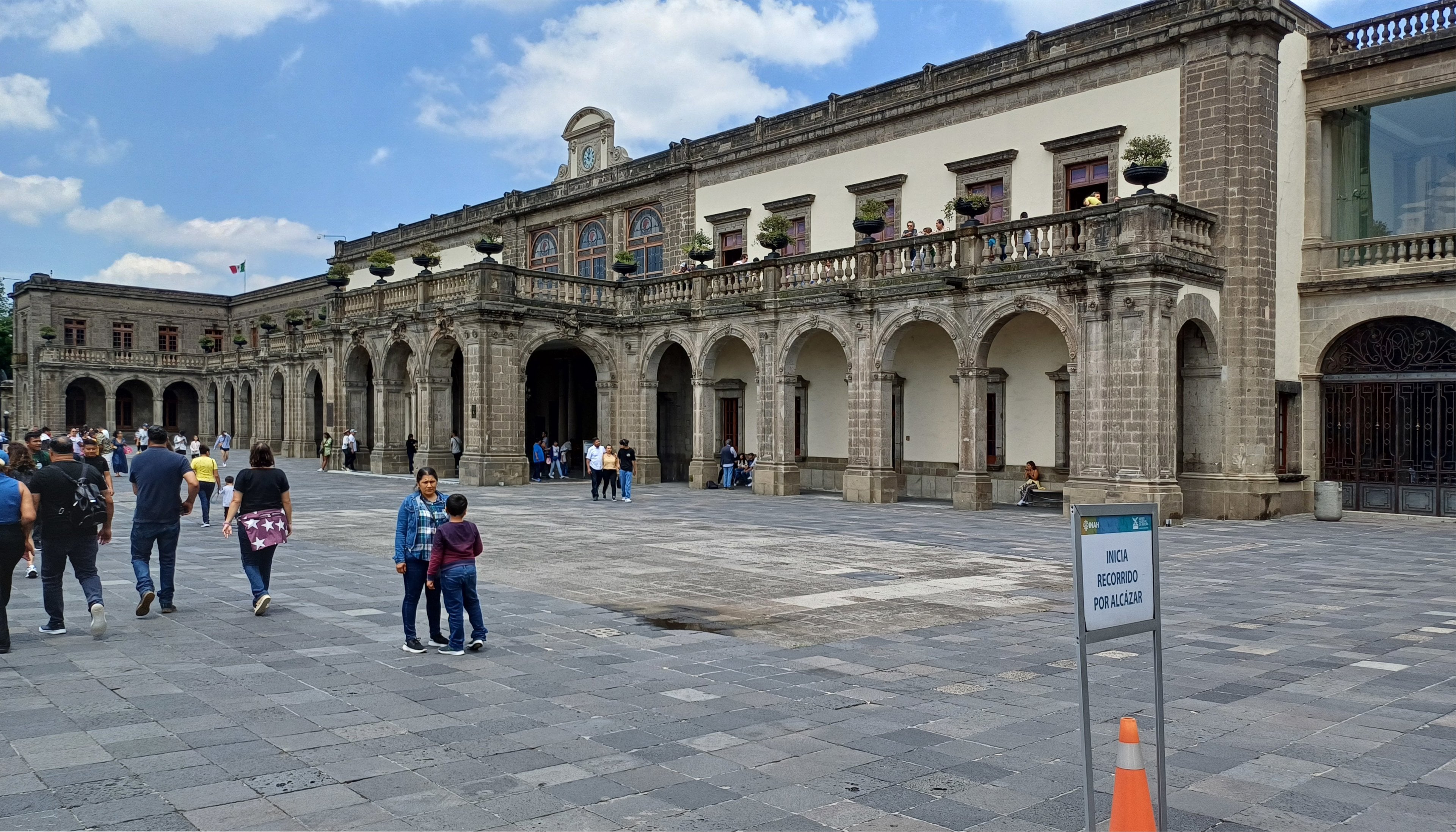 The terrace of Chapultepec Castle