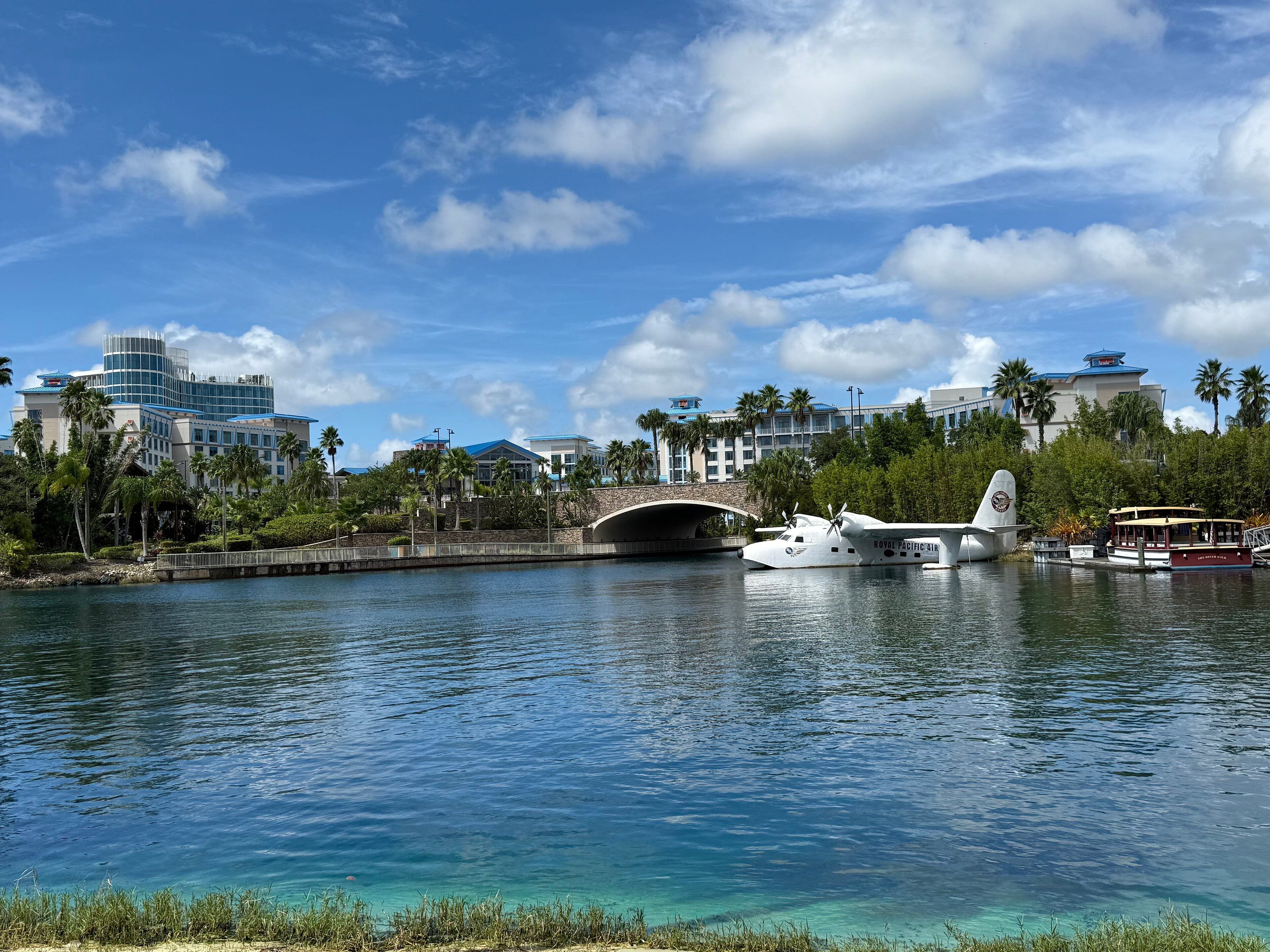 Bridge into the Universal Orlando parks