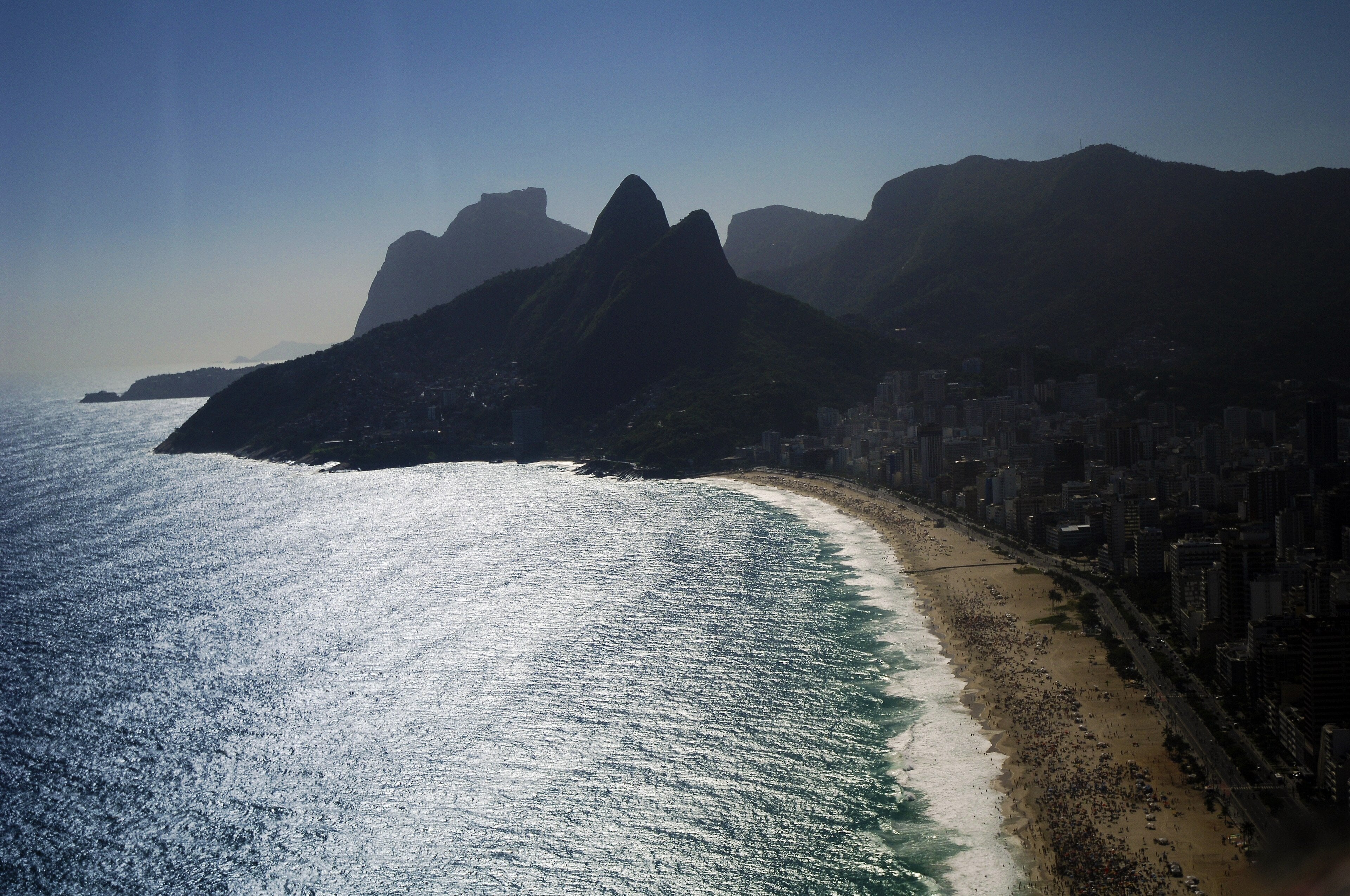 Morro Dois Irmãos from Leblon beach